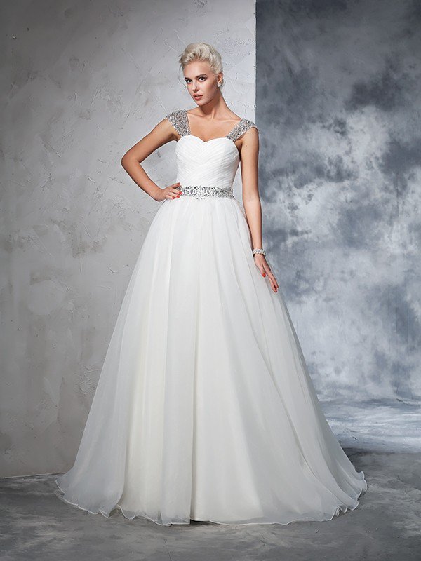Ball Gown Sleeveless Floor-length Tulle Bridal Dress 3