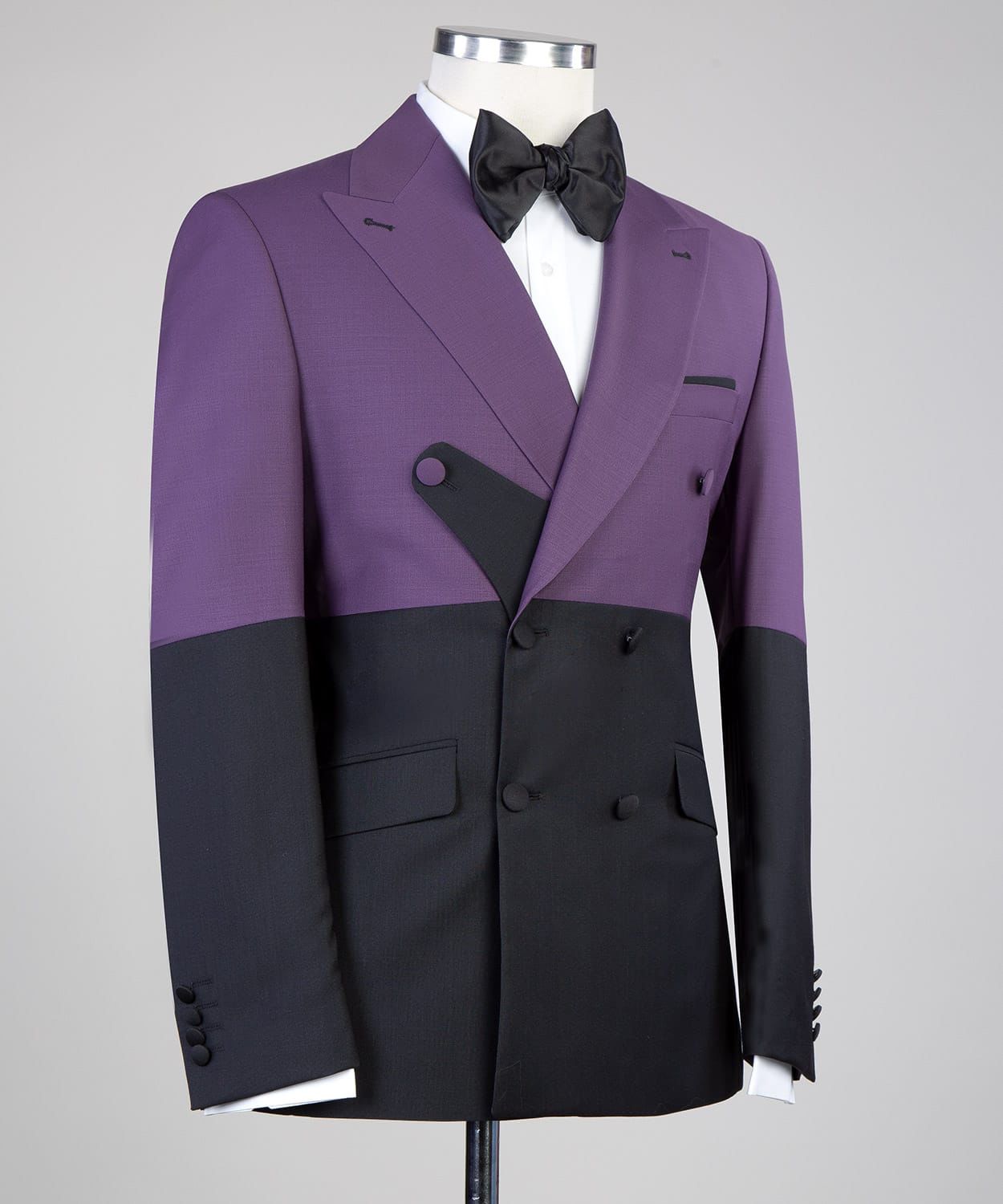 Purple And Black Double Breasted Peaked Lapel Men Suit for Prom 2