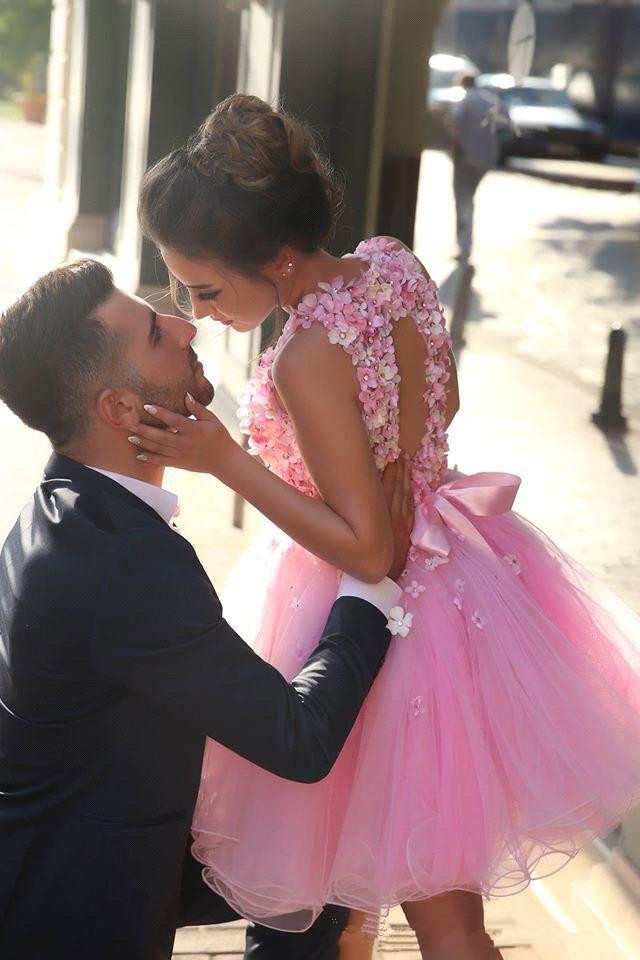 A-line Halter-neck Sleeveless Mini Homecoming Dress With Flower(s) 2