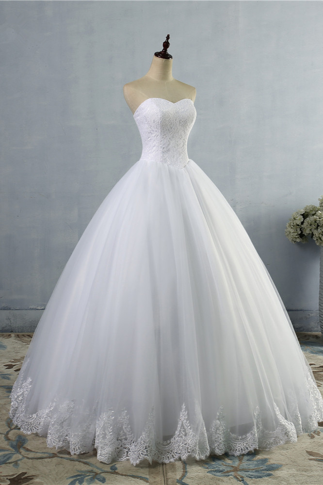 A-line Sweetheart Neck Floor-length Tulle Bridal Dress With Appliques 3