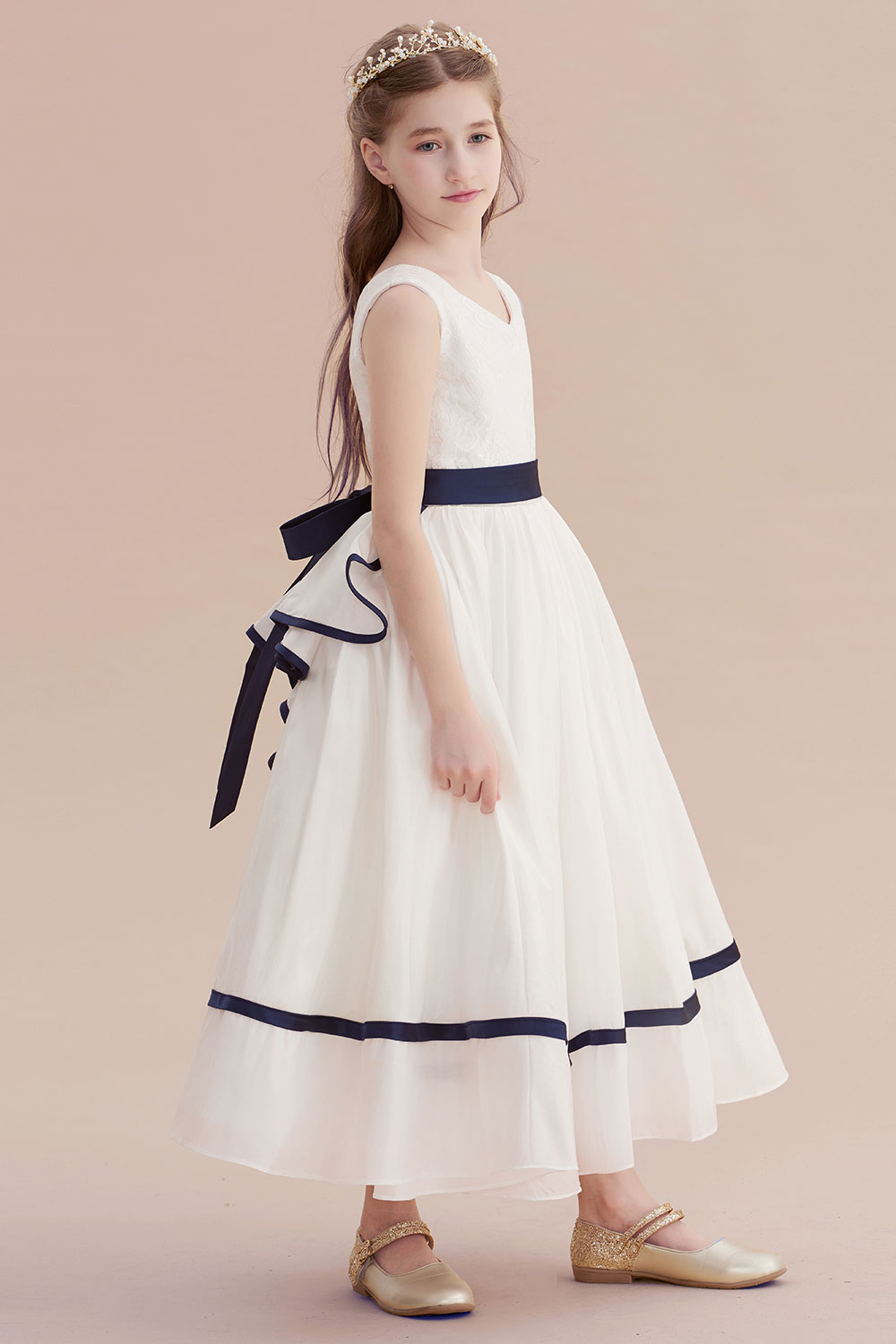 A-line V-neck Sleeveless Ankle-length Lace Flower Girl Dress With Tiered 5