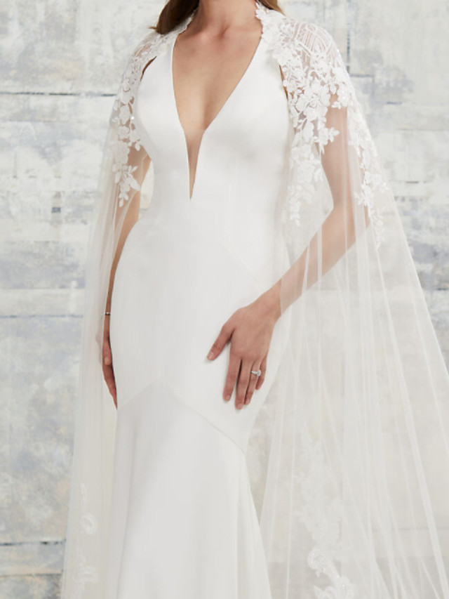 Two Pieces V-neck Short Sleeves Court Train Lace Bridal Gown With Lace 3