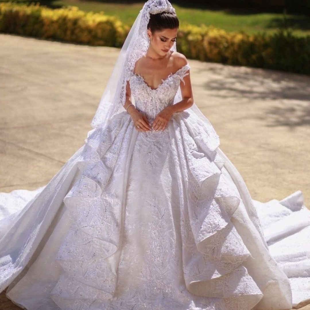 A-line Off-the-shoulder Sleeveless Chapel Train Satin Bridal Gown With Lace 2