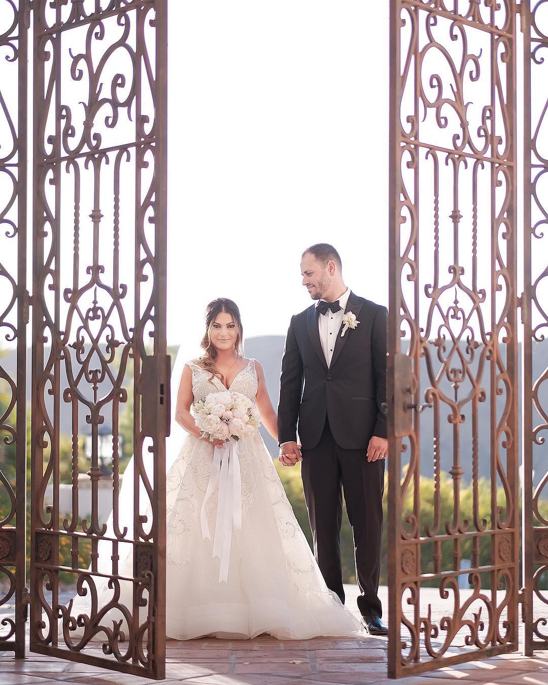 A-line V-neck Sleeveless Chapel Train Tulle Bridal Dress With Ruffles 3