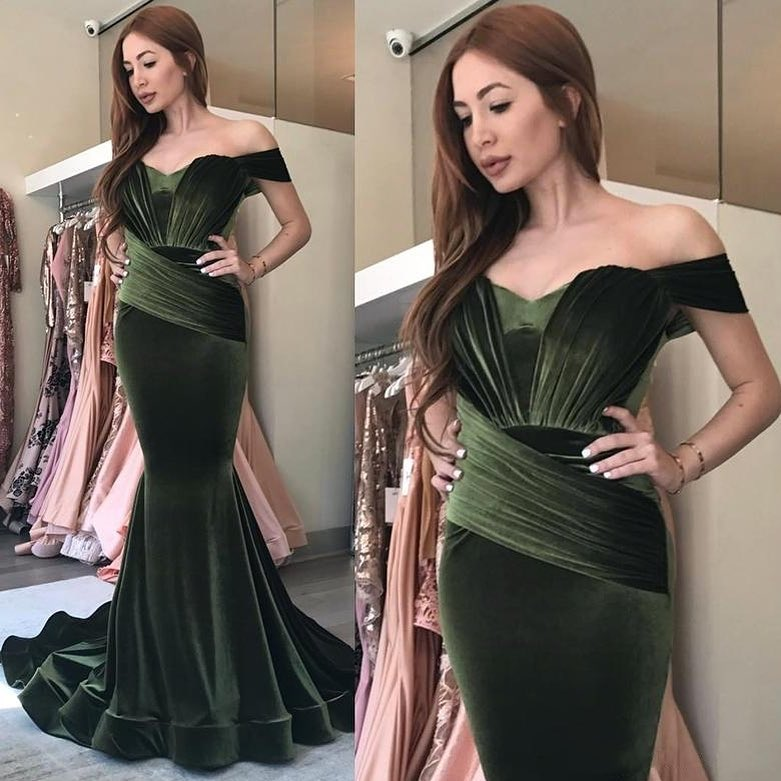 Mermaid Off-the-shoulder Sleeveless Court Train Velvet Evening Dress With Ruched 2