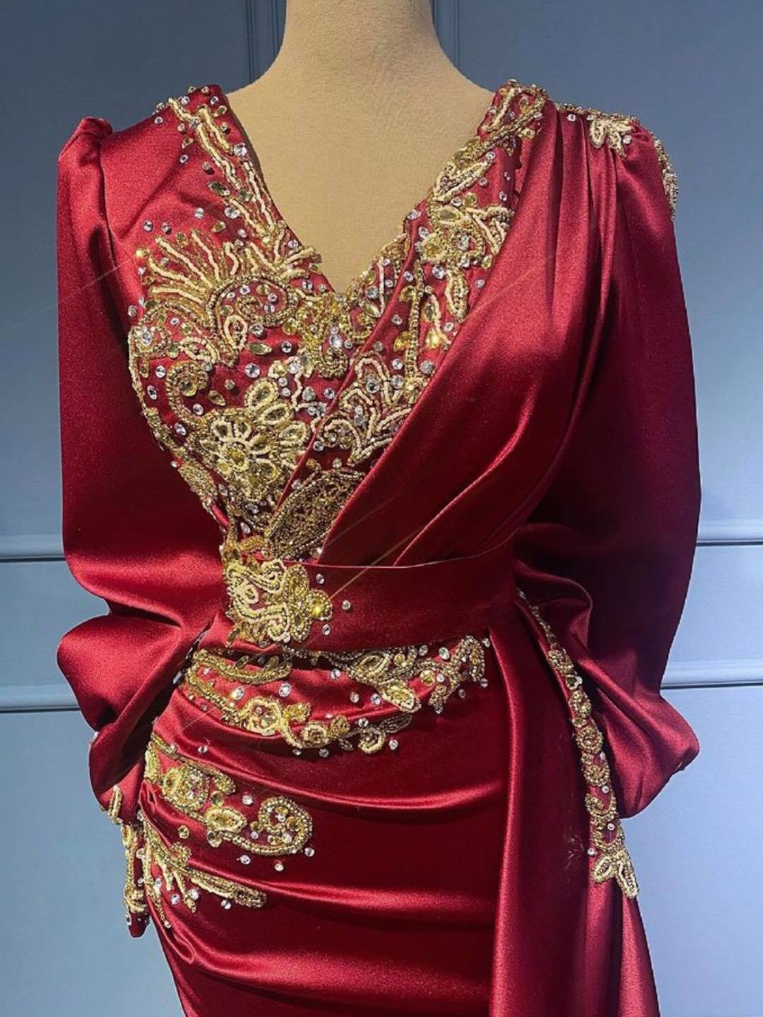 Mermaid V-neck Long Sleeves Floor-length Stretch Satin Evening Dress With Crystal 4