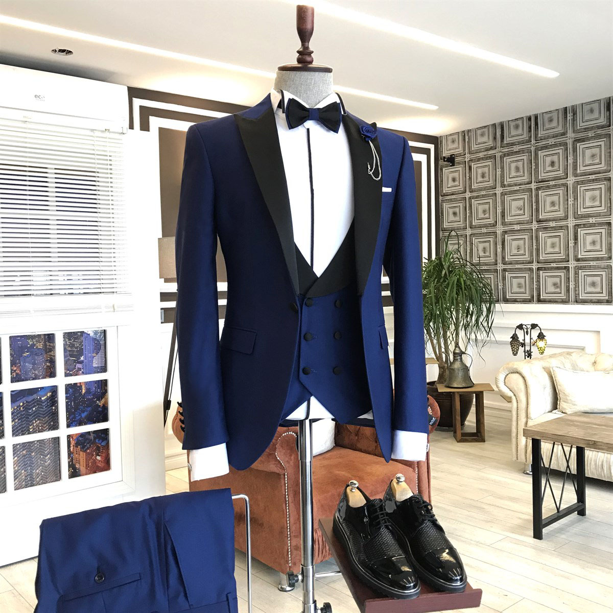 Royal Blue Business Suit with Black Peaked Lapel 2