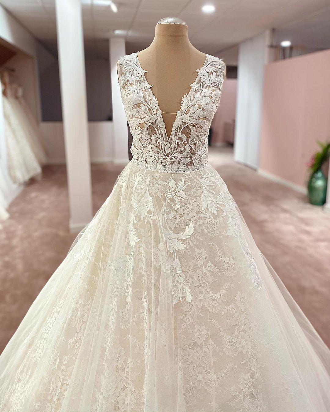 A-line Plunging Neckline Sleeveless Court Train Tulle Bridal Gown With Lace 2