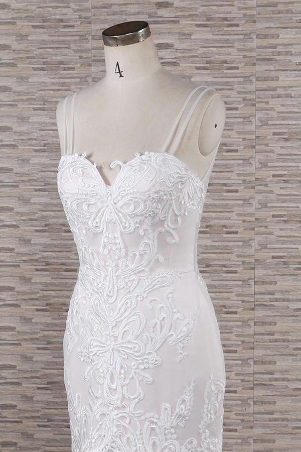 Mermaid Spaghetti Straps Sleeveless Chapel Train Tulle Wedding Gown With Lace 5