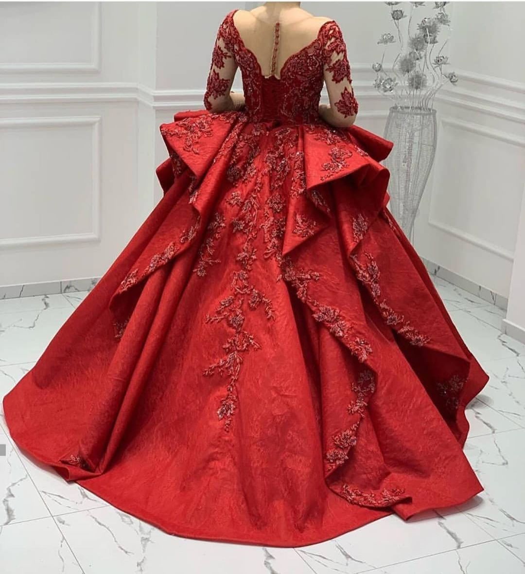 Ball Gown V-neck Long Sleeves Sweep / Brush Train Satin Evening Dress With Beading 3