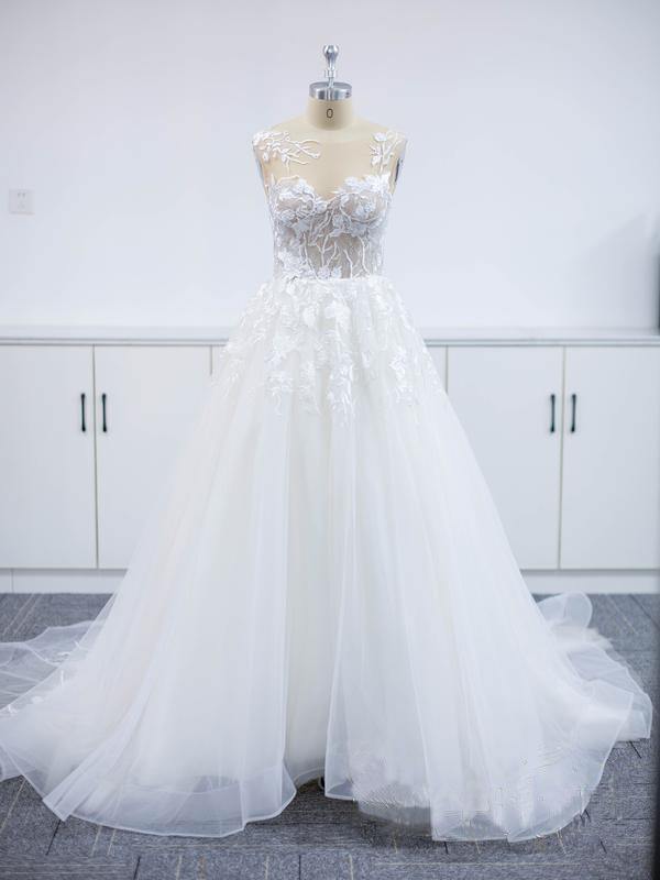 A-line V-neck Sleeveless Chapel Train Tulle Wedding Gown With Lace 3