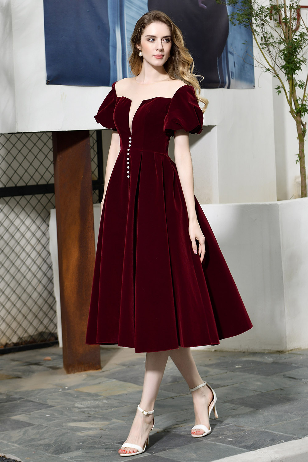 A-line Jewel Neck Short Sleeves Tea-length Velvet Homecoming Dress With Pearls 5