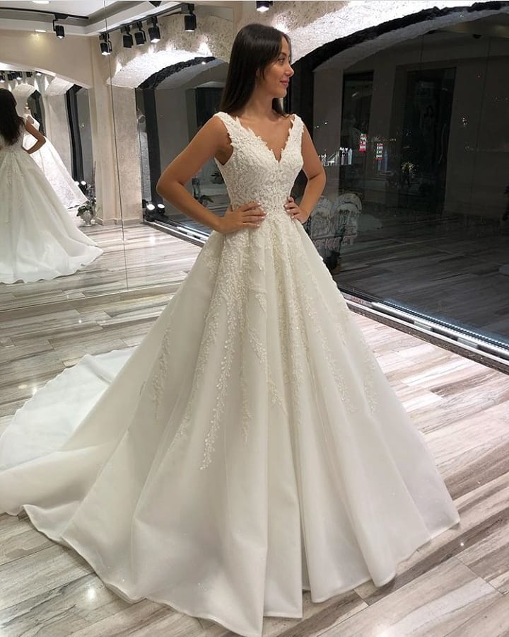 A-line V-neck Sleeveless Court Train Organza Bridal Gown With Lace 2