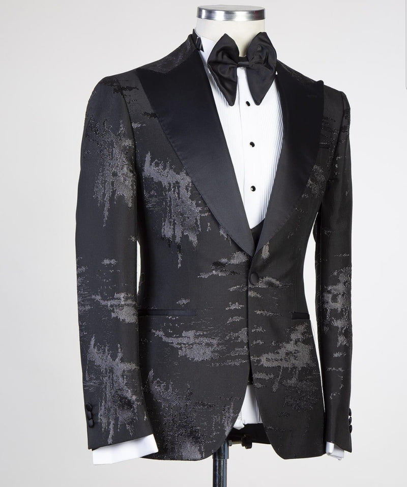 Black Patterns Peaked Lapel Three Pieces Wedding Men Suit 3