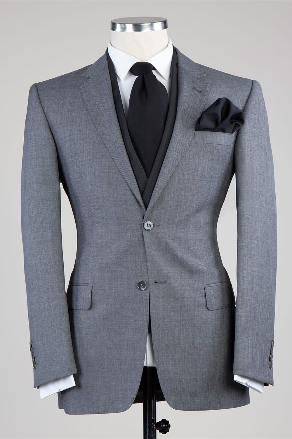 Gray Single Breasted Business Suit with Notched Lapel 1
