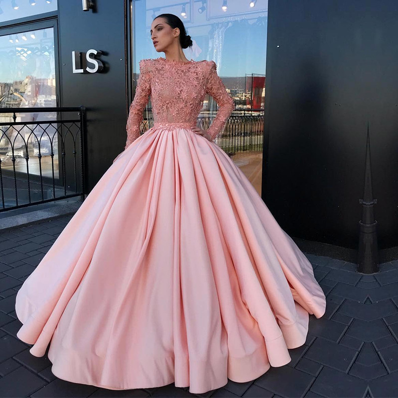 Ball Gown Long Sleeves Floor-length Formal Dress With Appliques 3