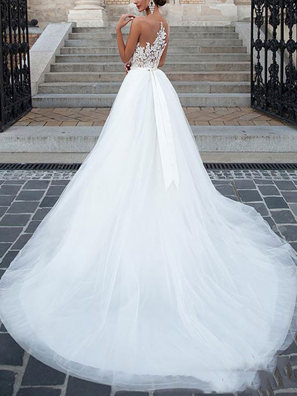 A-line Sleeveless Court Train Bridal Gown With Buttons 2