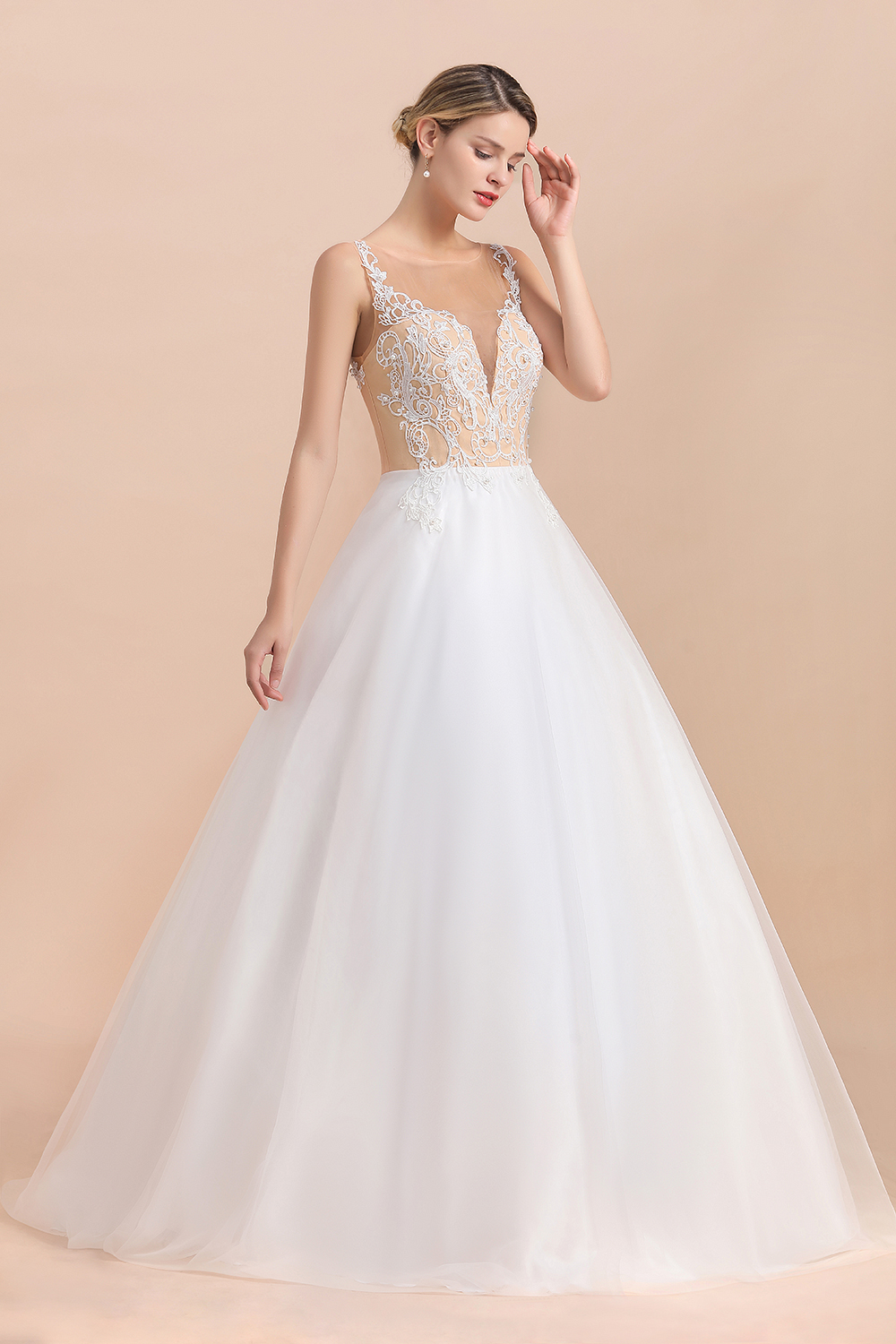 A-line Jewel Neck Sleeveless Floor-length Tulle Wedding Dress With Pearls 4