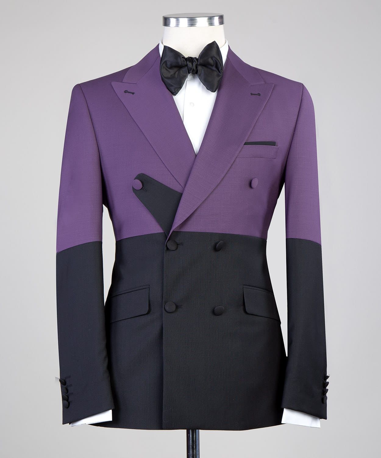 Purple And Black Double Breasted Peaked Lapel Men Suit for Prom 3