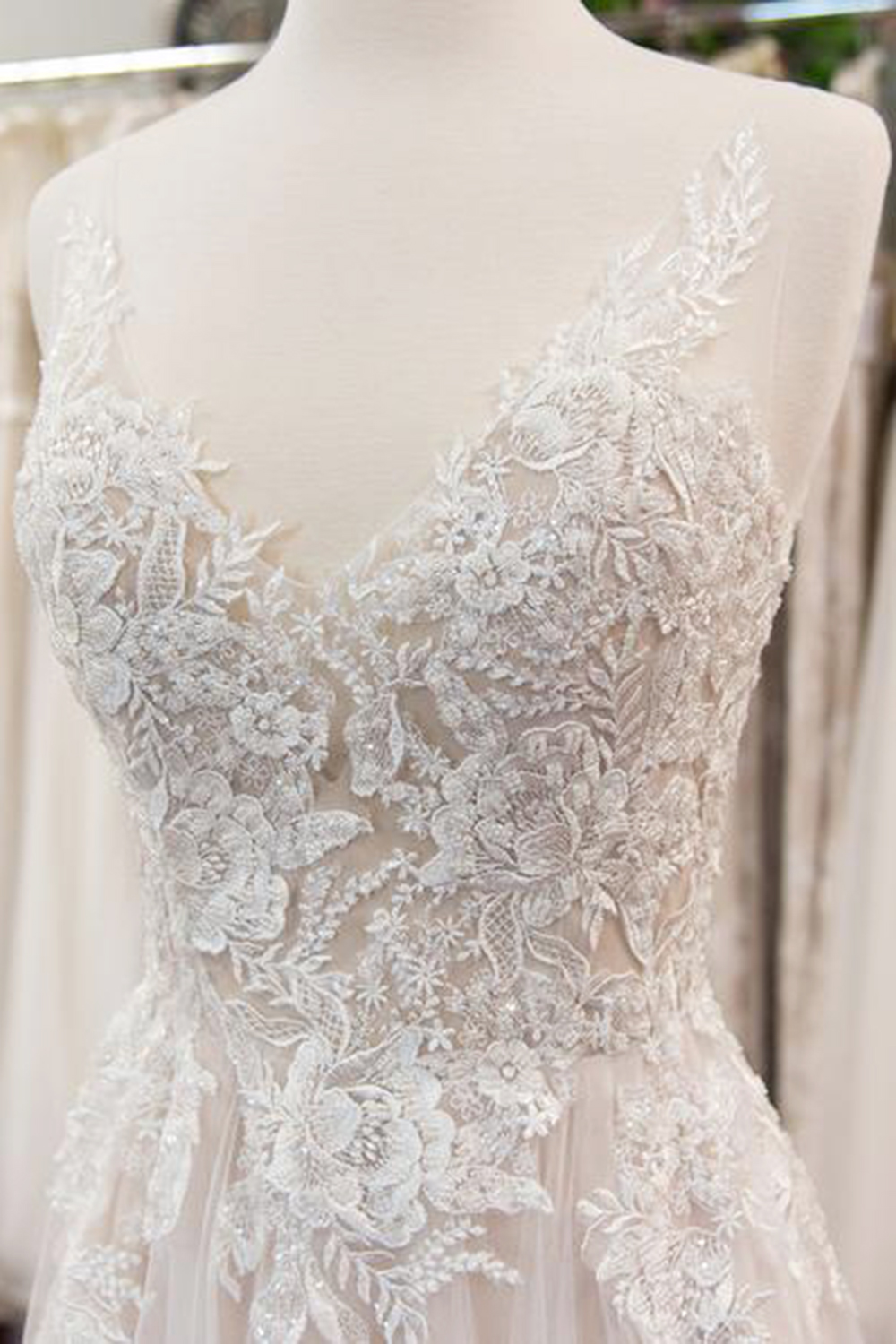 A-line V-neck Sleeveless Chapel Train Tulle Bridal Gown With Appliques 3