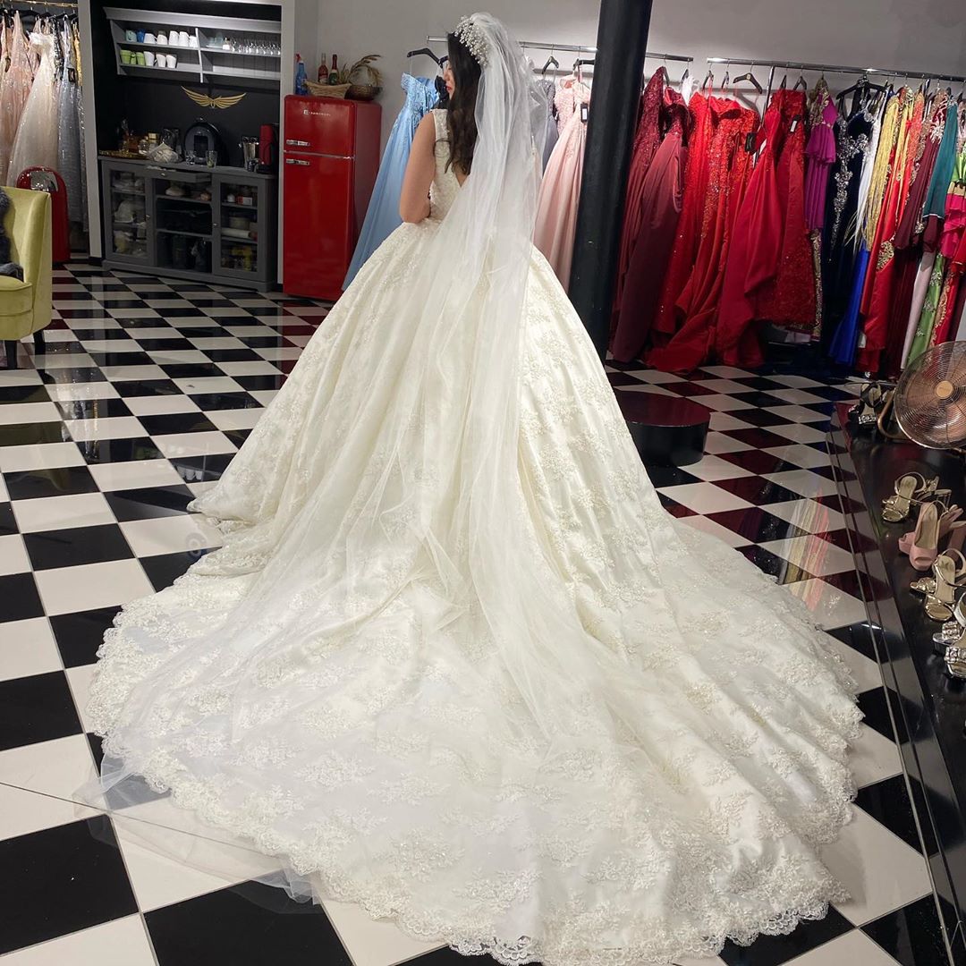 Ball Gown Straps Sleeveless Cathedral Train Lace Wedding Gown With Ruffles 4