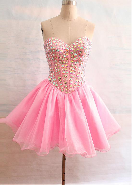 A-line Sweetheart Neck Sleeveless Mini Homecoming Dress With Sequins 3