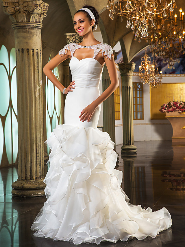 Mermaid Sweetheart Neck Cap Sleeves Sweep / Brush Train Organza Bridal Dress With Buttons 3