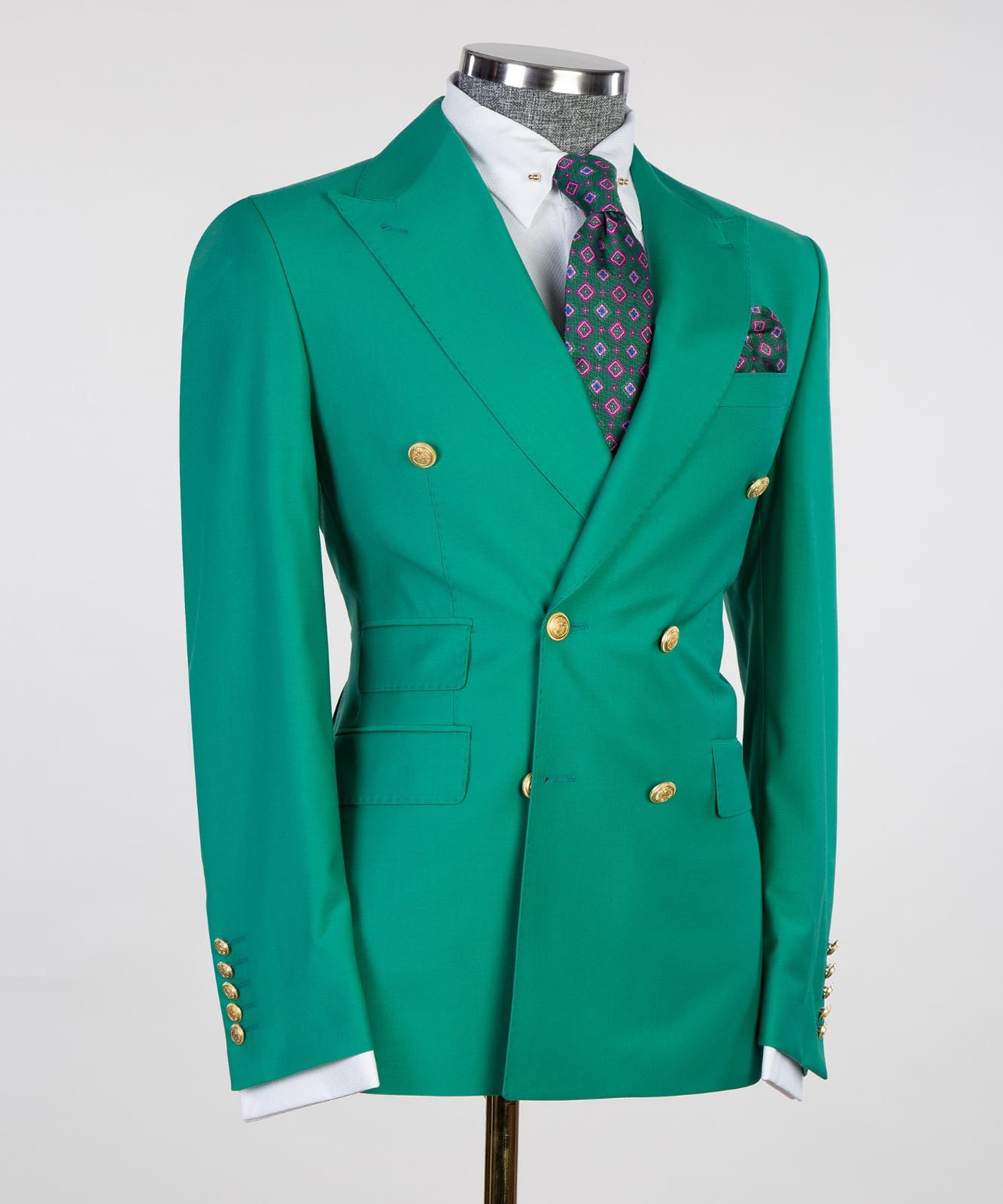 Green Double Breasted Prom Suit with Peaked Lapel 3
