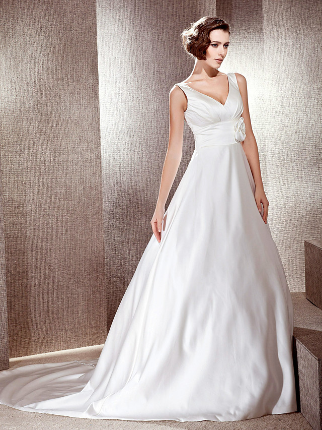 A-line V-neck Sleeveless Tulle Wedding Gown With Cathedral Train 3