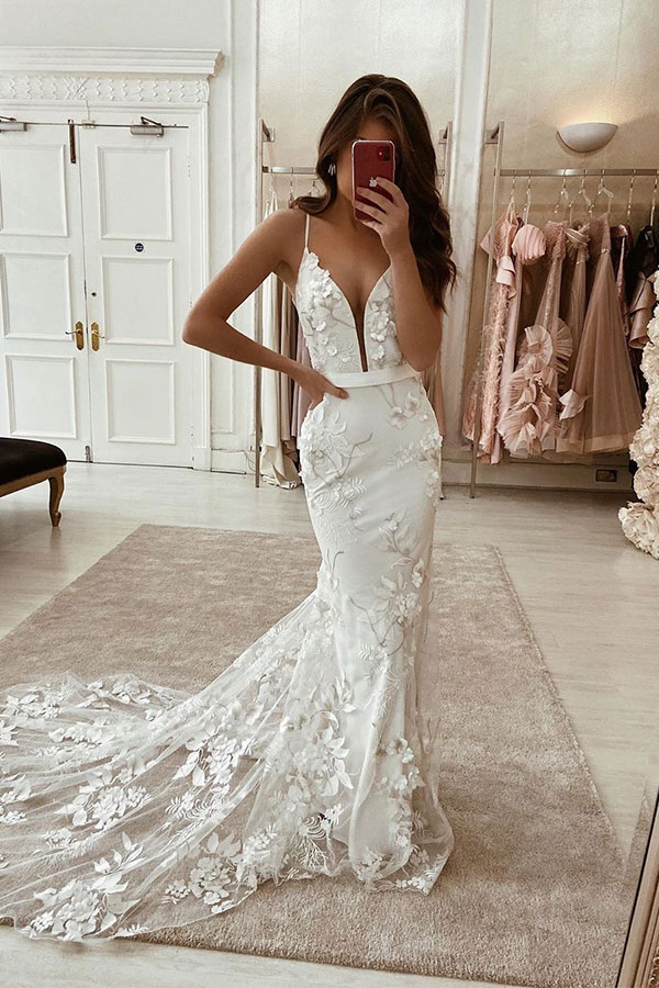 Mermaid Spaghetti Straps V-neck Sleeveless Court Train Satin Wedding Gown With Ribbons 1