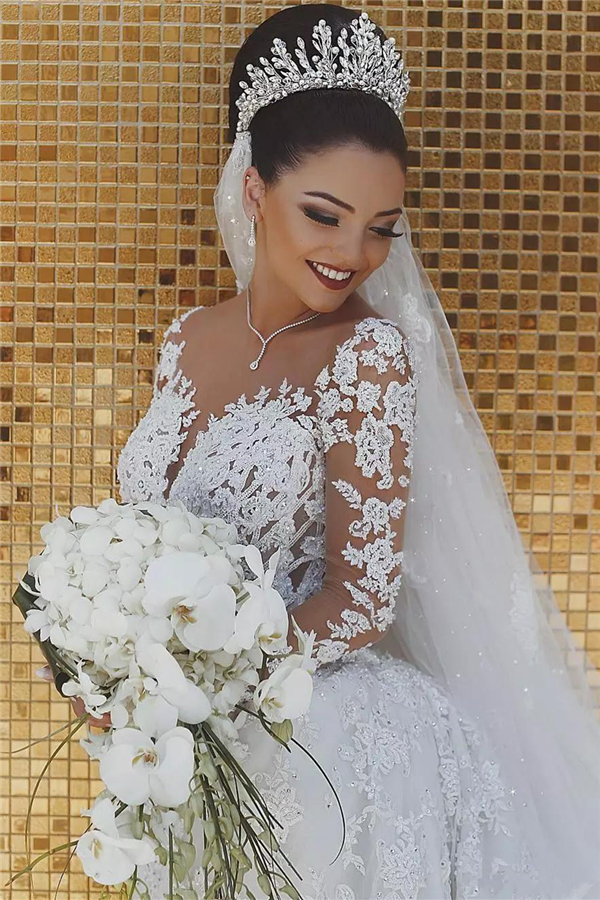 Mermaid Scoop Neck Court Train Tulle Bridal Gown With Lace 2