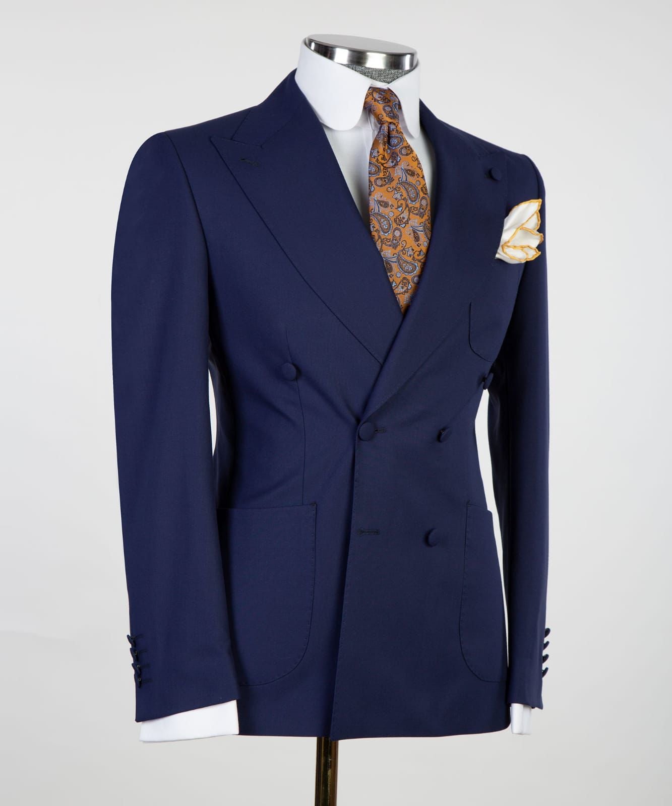 Dark Navy Double Breasted  Men Suit with Peaked Lapel 3