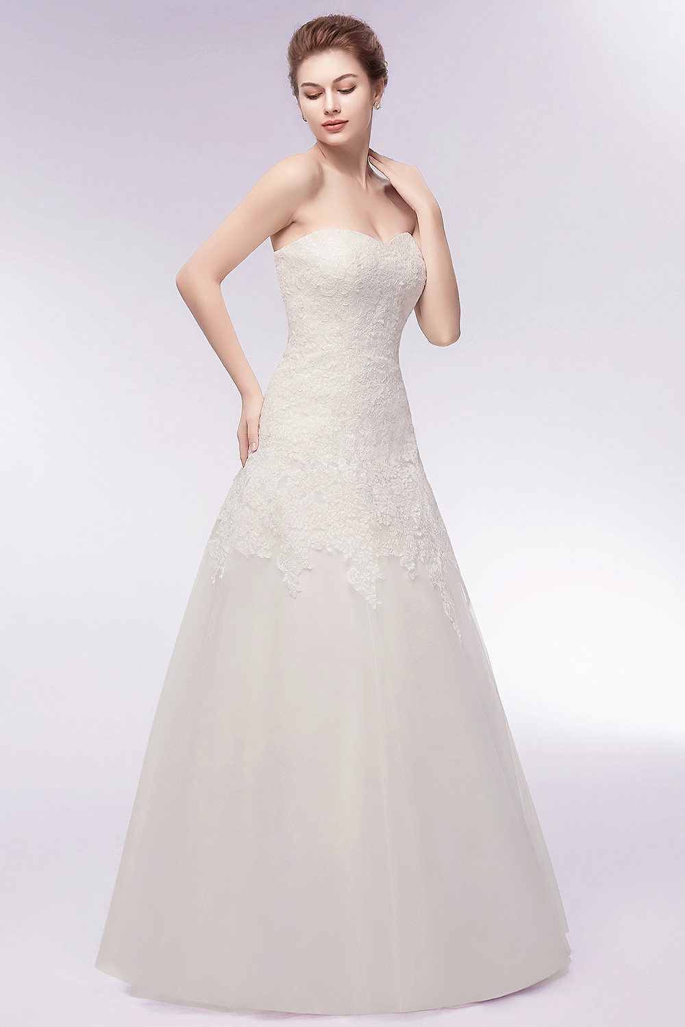 A-line Strapless Sweetheart Neck Sleeveless Floor-length Tulle Bridal Gown With Lace 10