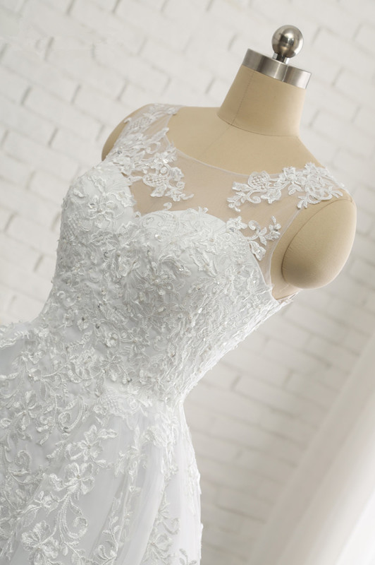 A-line Jewel Neck Sleeveless Floor-length Tulle Bridal Dress With Lace 5