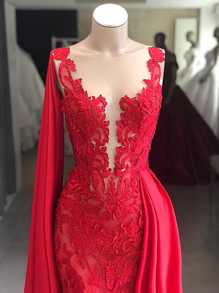 Red Lace Sleeveless Evening Dress with Cape 2