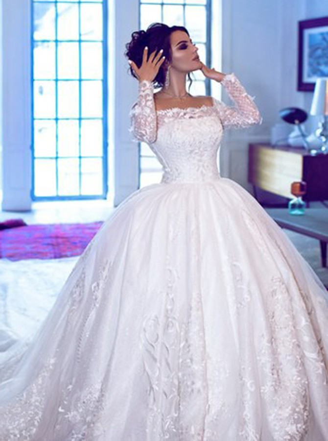 Ball Gown Off-the-shoulder Sweep / Brush Train Bridal Gown With Lace 3
