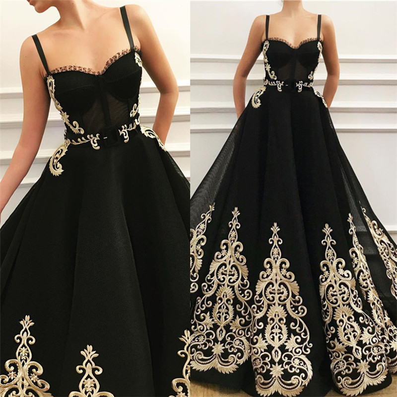 A-line Straps Sweetheart Neck Sleeveless Floor-length Tulle Formal Wear With Appliques 3
