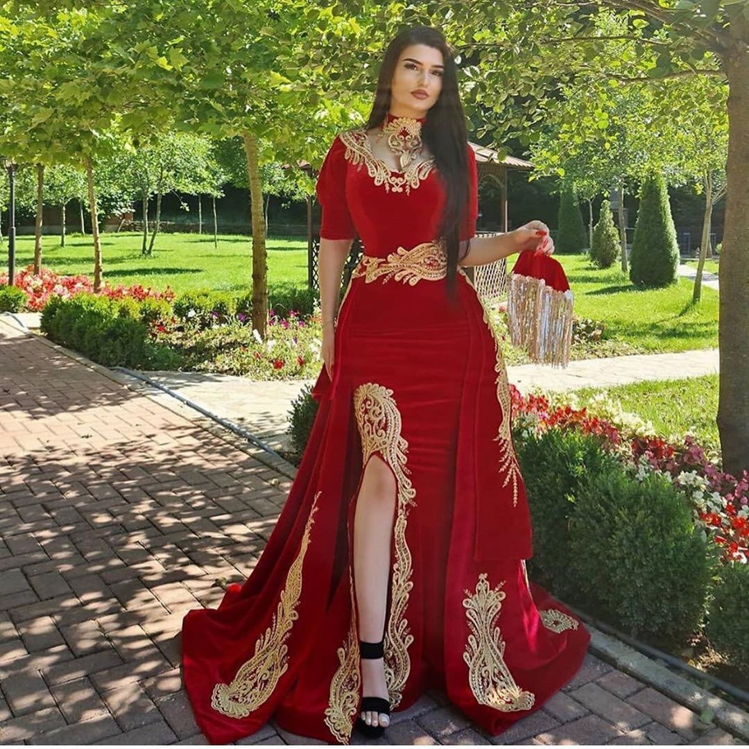 A-line Straps Short Sleeves Floor-length Velvet Formal Dress With Appliques 2