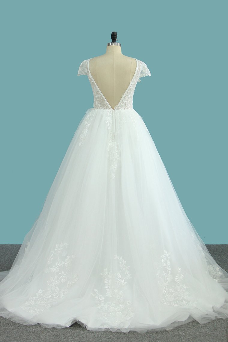 A-line Jewel Neck Short Sleeves Floor-length Tulle Bridal Attire With Lace 2