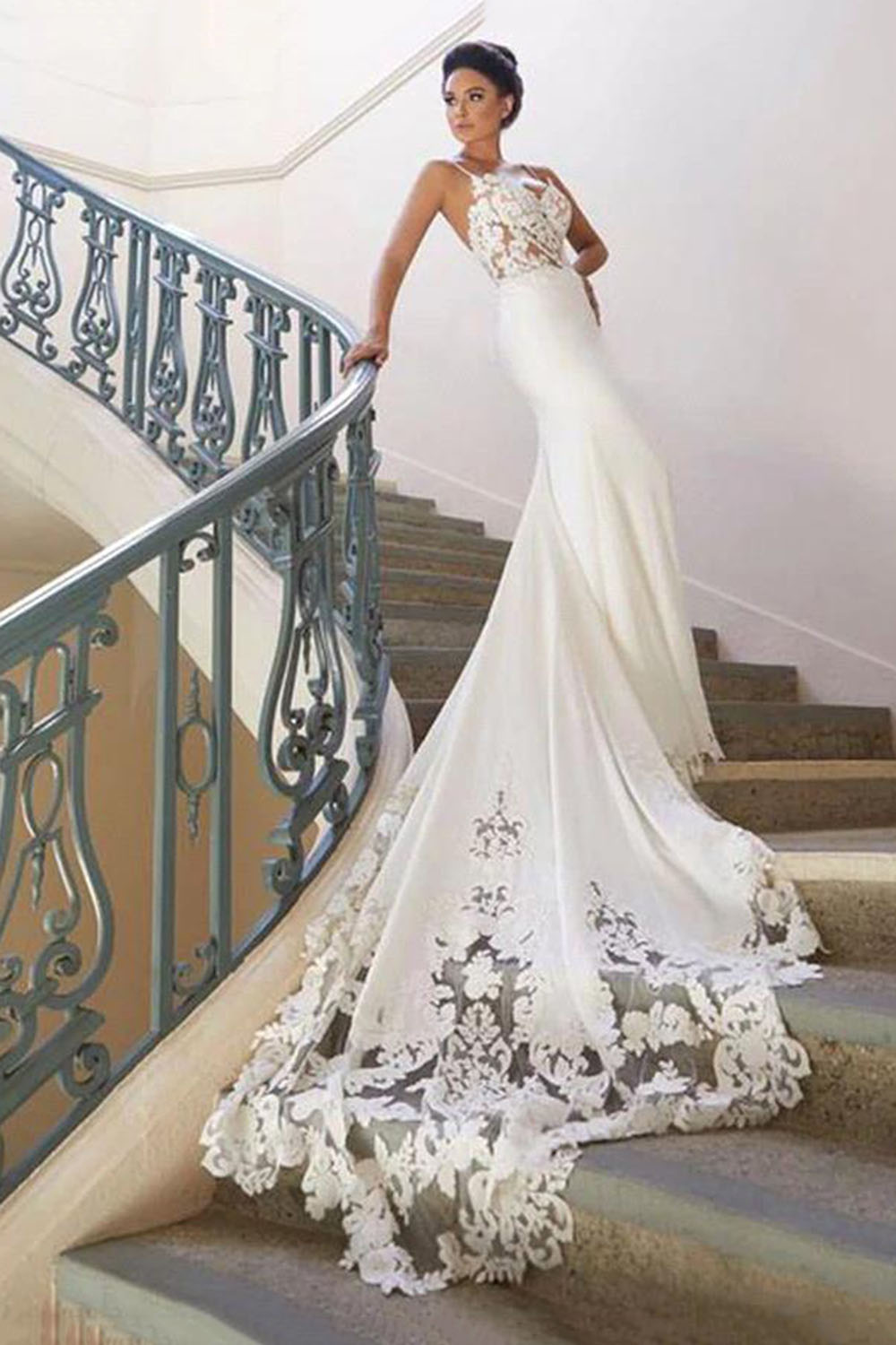 Mermaid Spaghetti Straps V-neck Sleeveless Court Train Tulle Wedding Gown With Lace 5