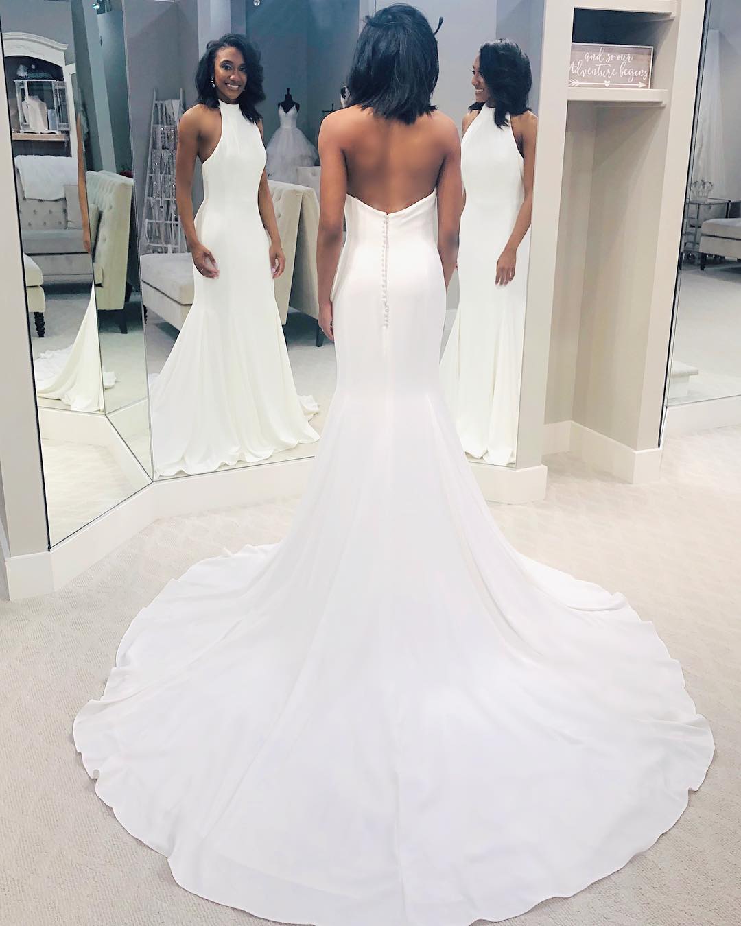 Mermaid Halter-neck Sleeveless Bridal Dress With Sweep / Brush Train 2
