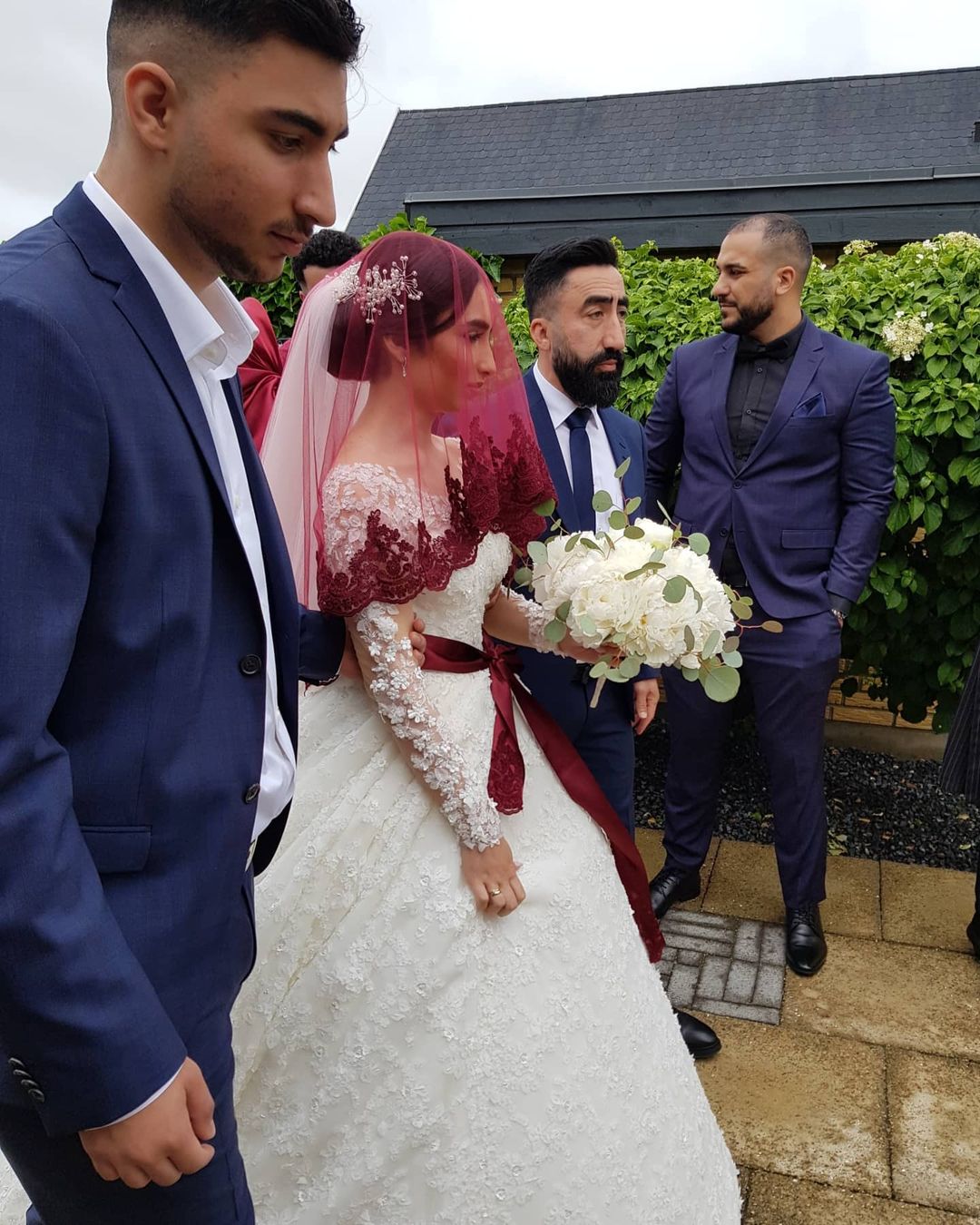 Jewel Neck Long Sleeves Chapel Train Lace Wedding Gown With Lace 8