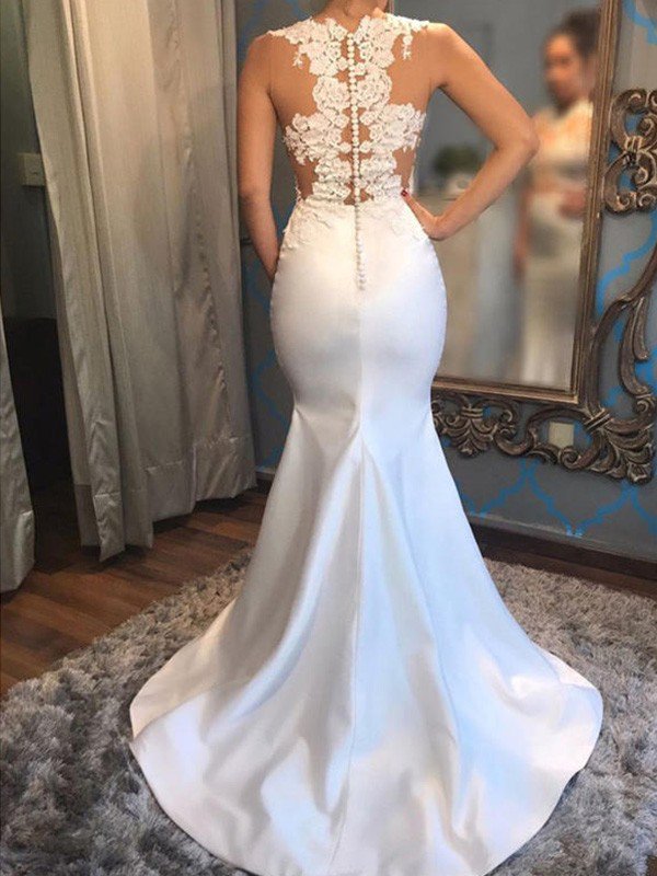 Mermaid Scoop Neck Sleeveless Court Train Satin Wedding Gown With Appliques 3