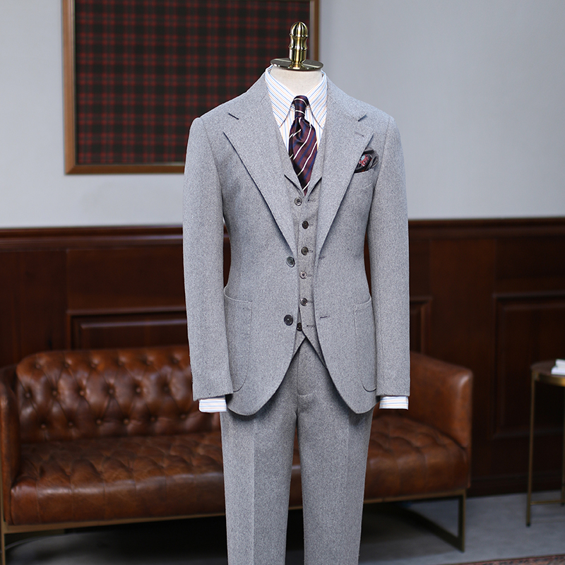 Notched Lapel Slim Fit Bespoke Business Suit 2