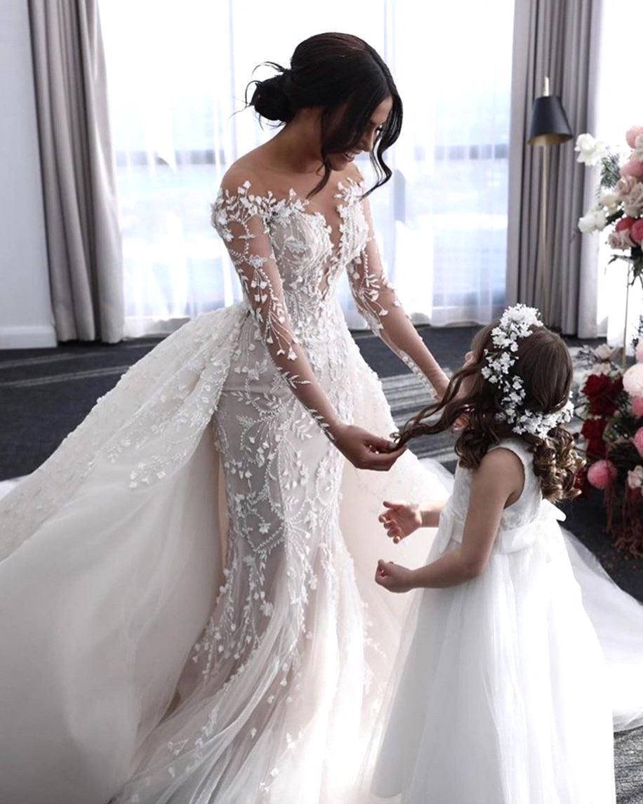 Mermaid Plunging Neckline Long Sleeves Court Train Bridal Gown With Lace 2