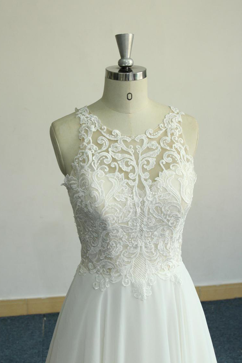 A-line Jewel Neck Sleeveless Chapel Train Tulle Bridal Gown With Lace 4