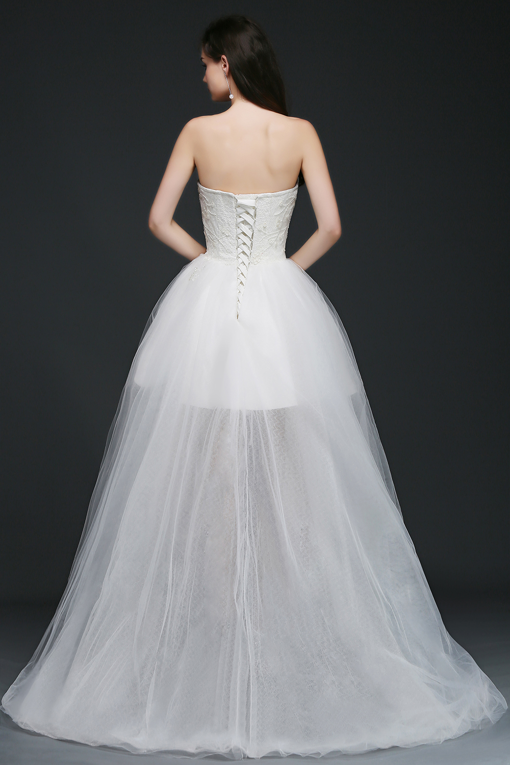 A-line V-neck Sleeveless Sweep / Brush Train Tulle Bridal Gown With Appliques 2