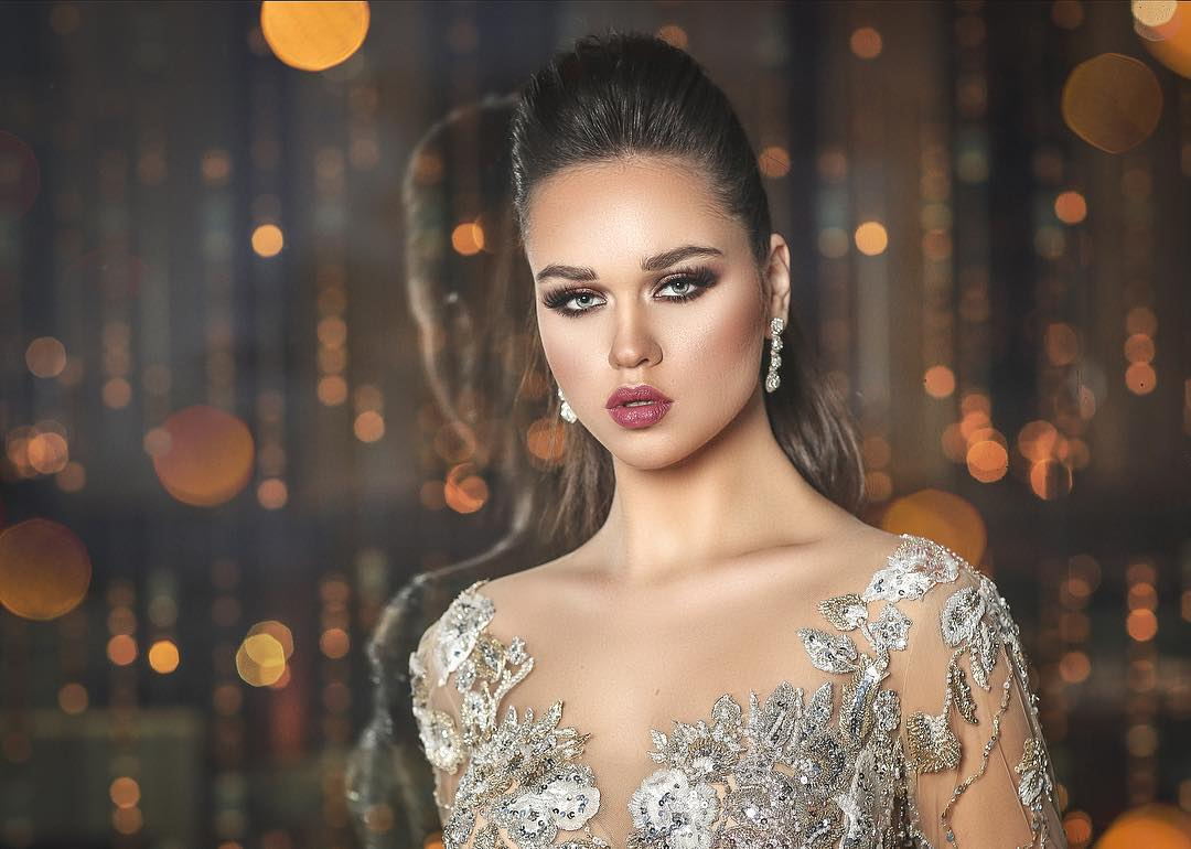 Long Sleeve Evening Dress Tulle With Lace Appliques -  and  Style 3