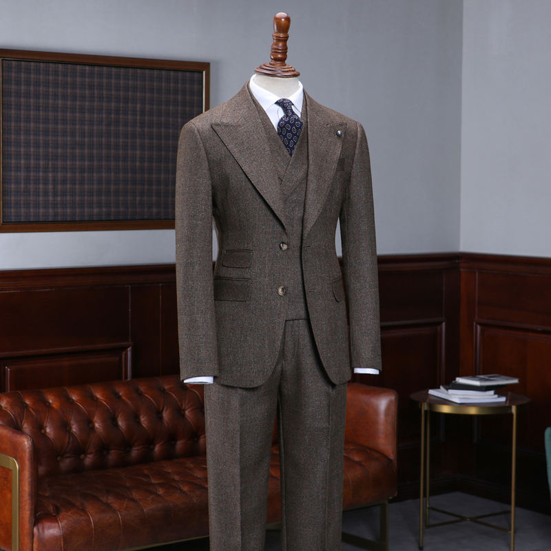 Coffee Peaked Lapel Slim Fit Custom Suit For Men 2
