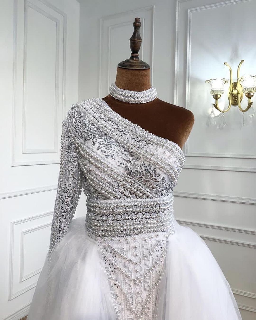 A-line One Shoulder Long Sleeves Floor-length Tulle Wedding Gown With Ruffles 4